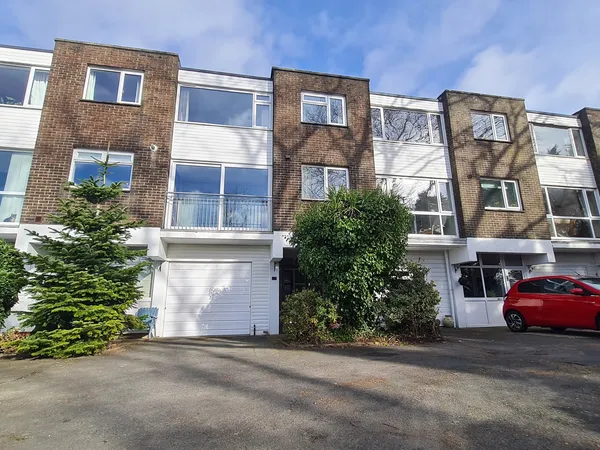 Embankment Road, St Helens