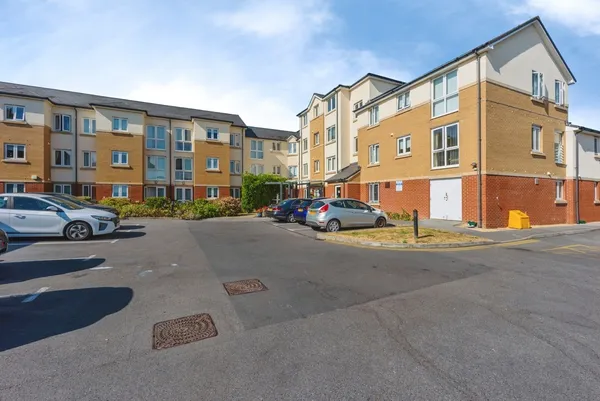 Alexandra Road, Gorseinon, Swansea, SA4