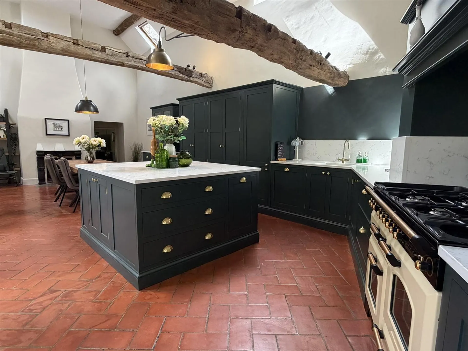 Property photo top 3