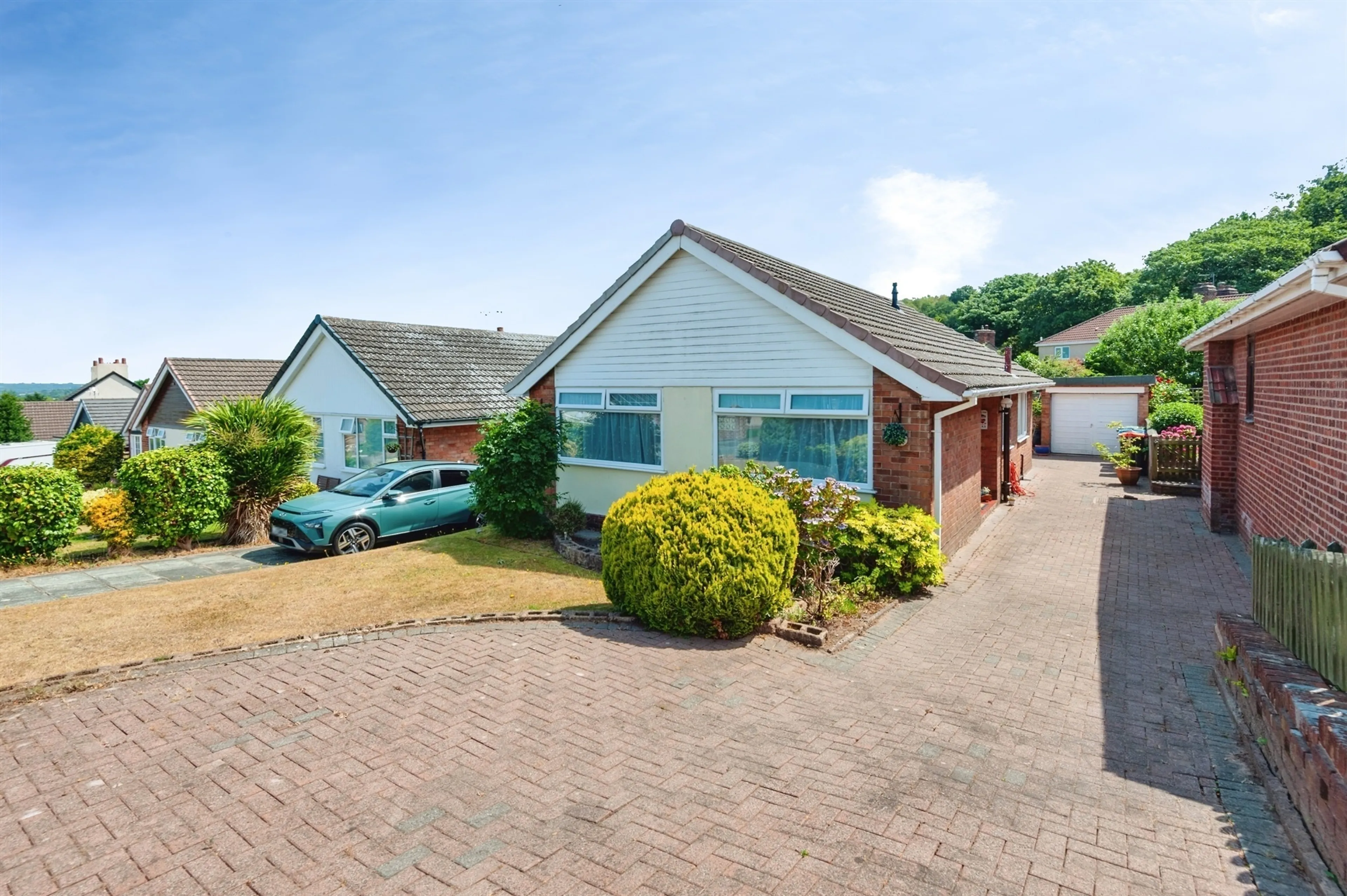 Property at Cambridge Gardens, Helsby, Frodsham