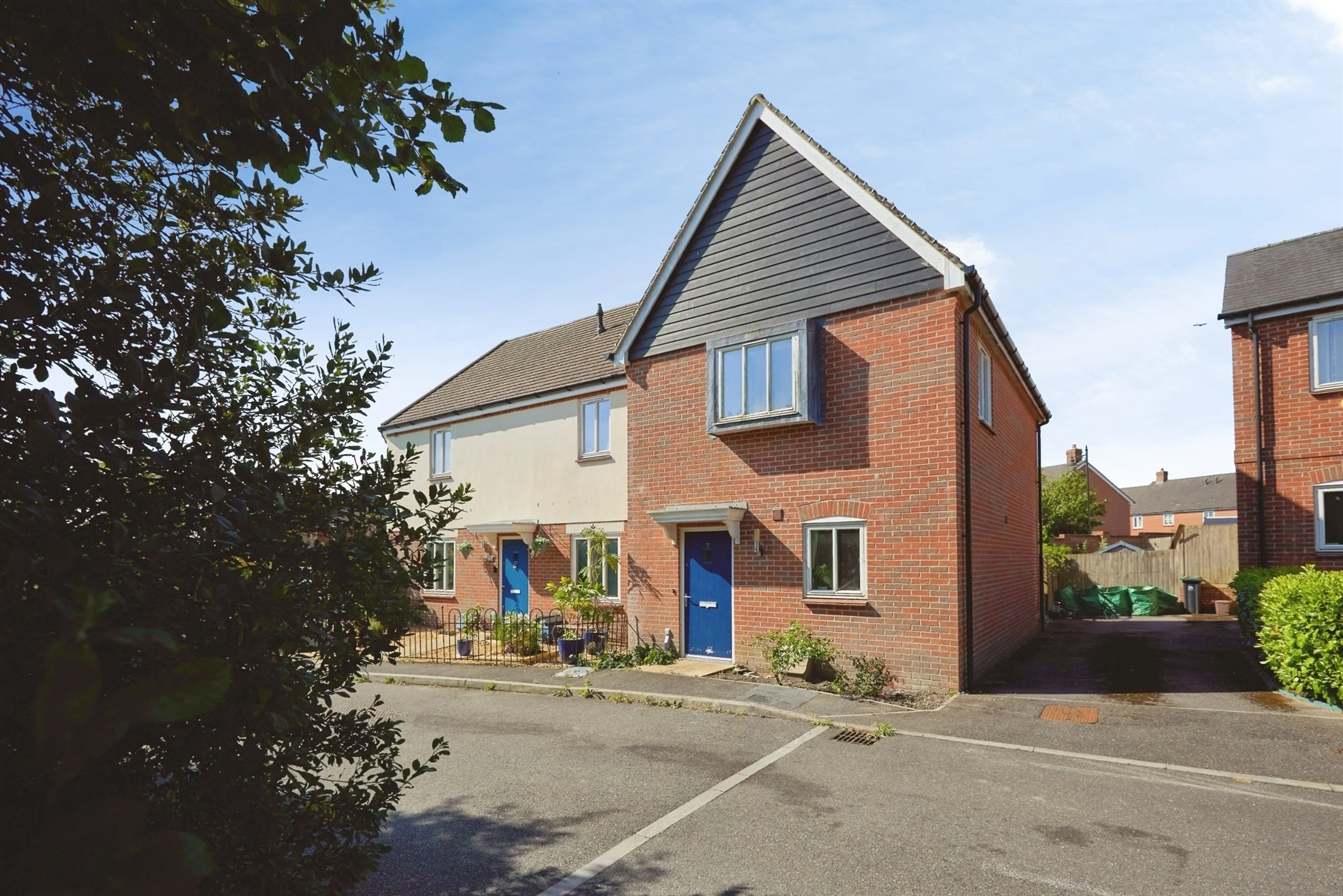 Property photo 0