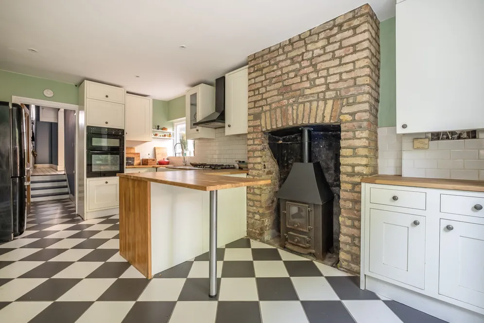 Wilton Avenue, London, W4 photo 5