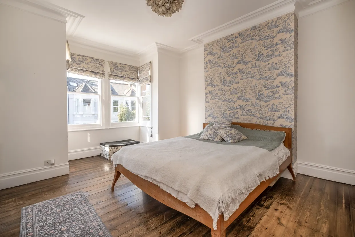 Wilton Avenue, London, W4 photo 8