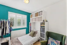 New Close, London