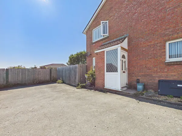 Murlande Way, Rhoose CF62