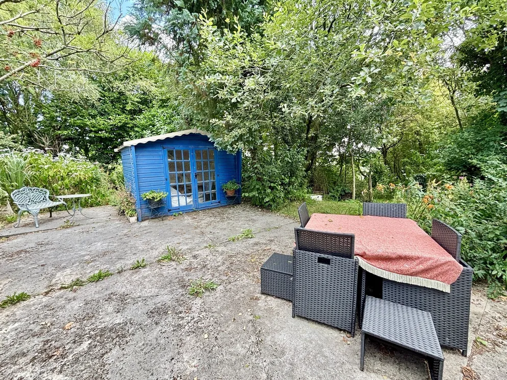 Property carousel item 27