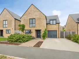 Larwood Drive, Stevenage photo