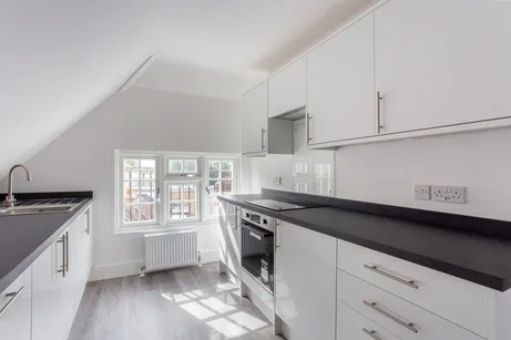 1 Acre Passage Windsor SL4