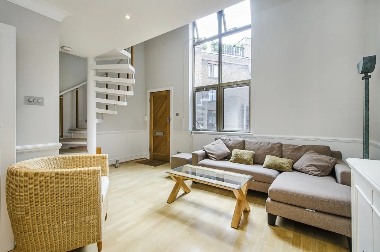 Whittaker Street London SW1W photo 1