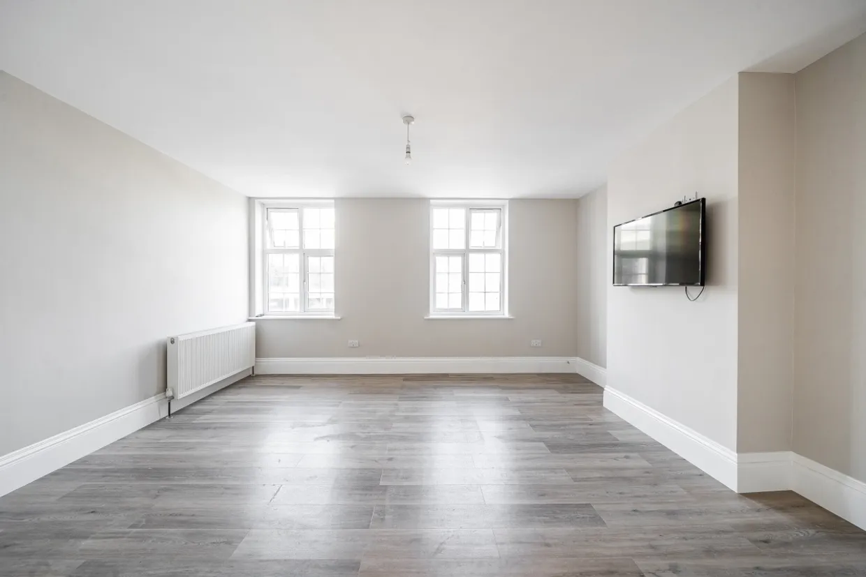 Finchley Road London NW3 photo 2