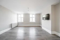Finchley Road London NW3 photo 2