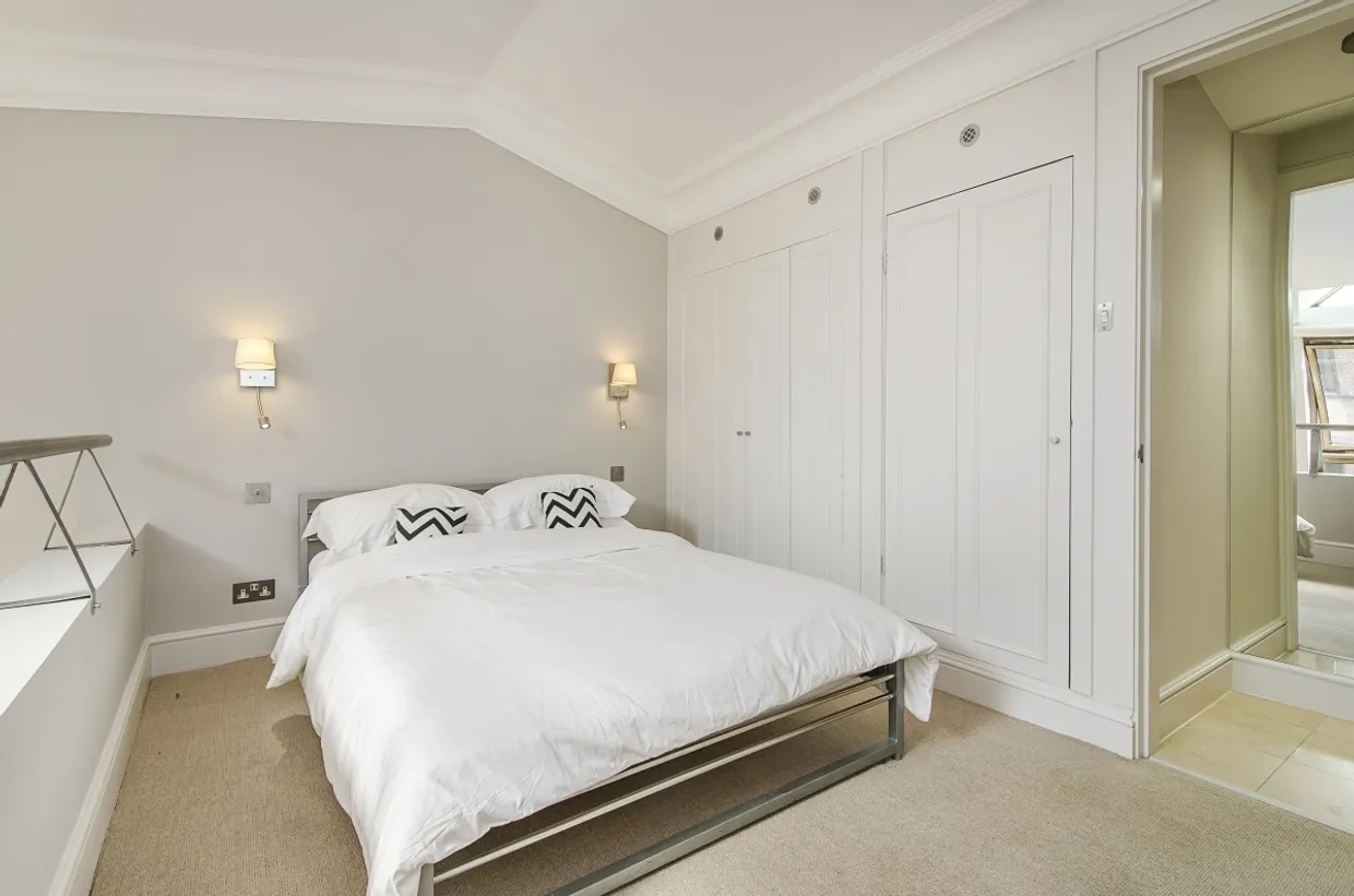 Whittaker Street London SW1W photo 5