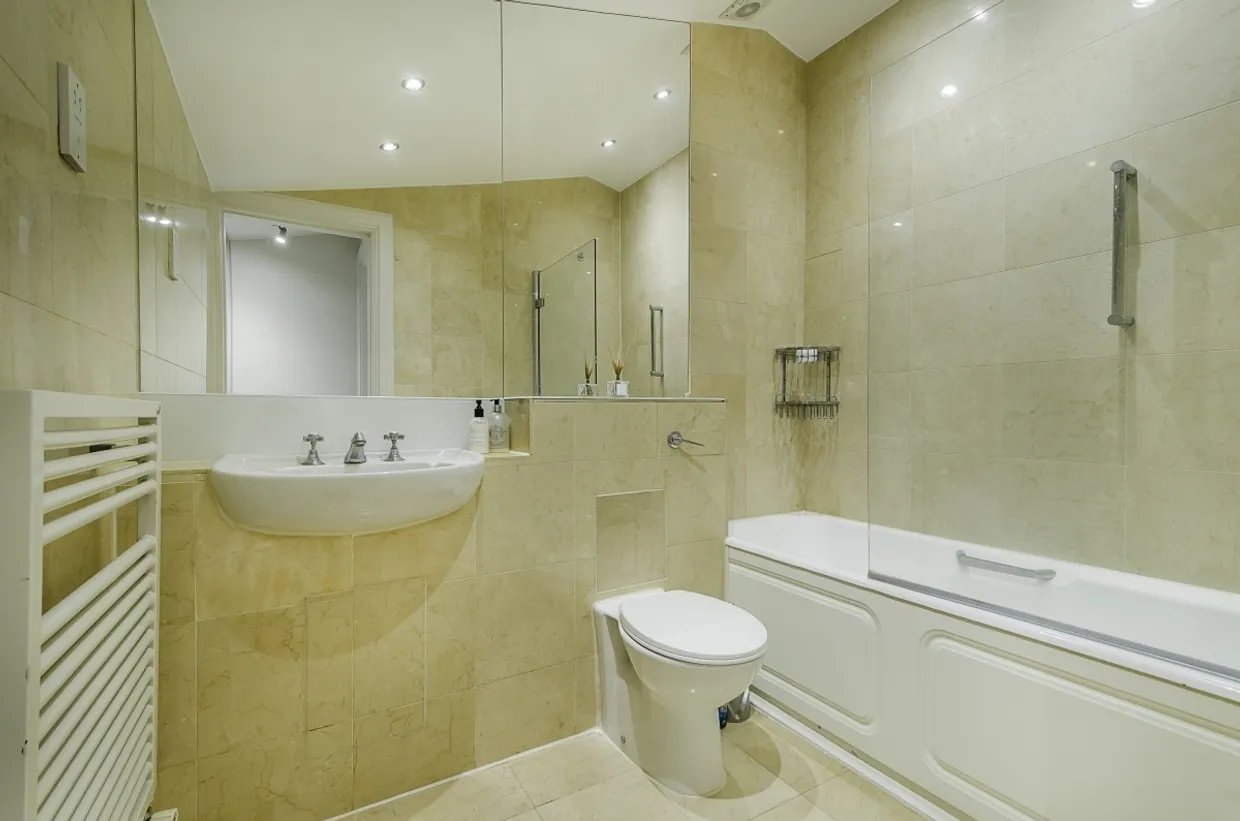 Whittaker Street London SW1W photo 6
