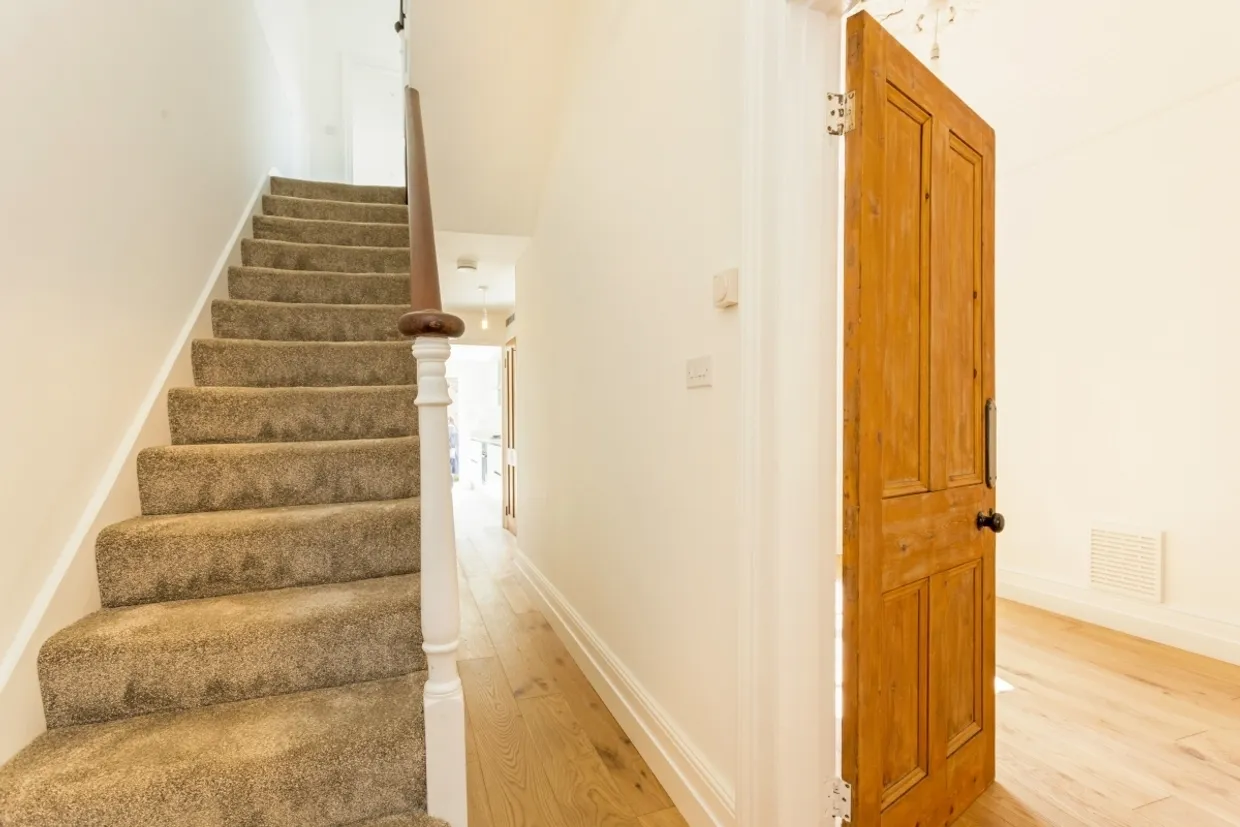 Wharton Street London WC1X photo 8