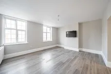 Finchley Road London NW3 photo 8
