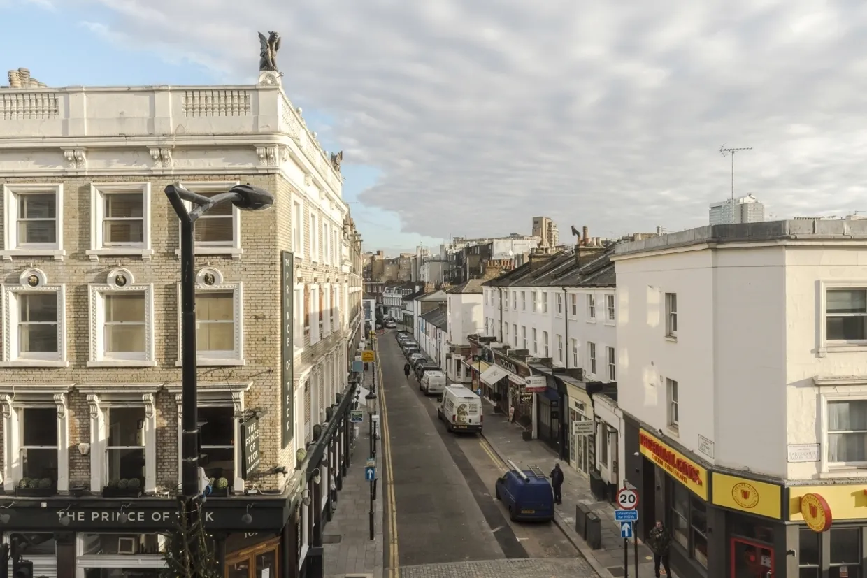 Earls Court Road London SW5 photo 10