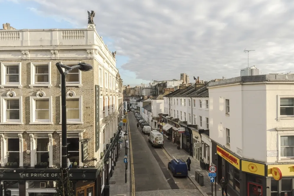 Earls Court Road London SW5 photo 10