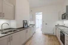 Fitzwilliam Road, SW4 photo 3