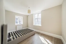 Finchley Road London NW3 photo 11