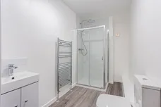 1 Acre Passage Windsor SL4 photo 12