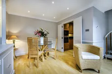 Whittaker Street London SW1W photo 11