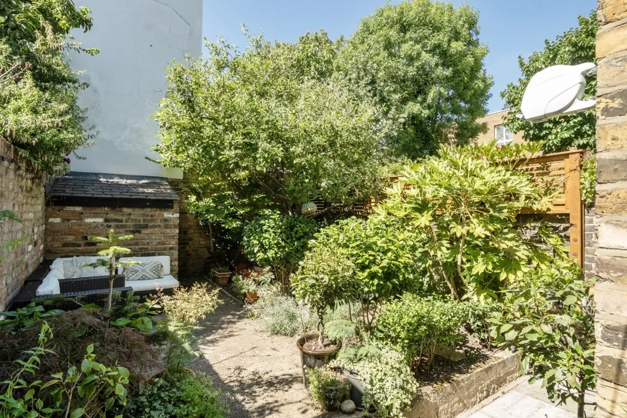 St. Johns Wood Terrace London NW8 photo 4