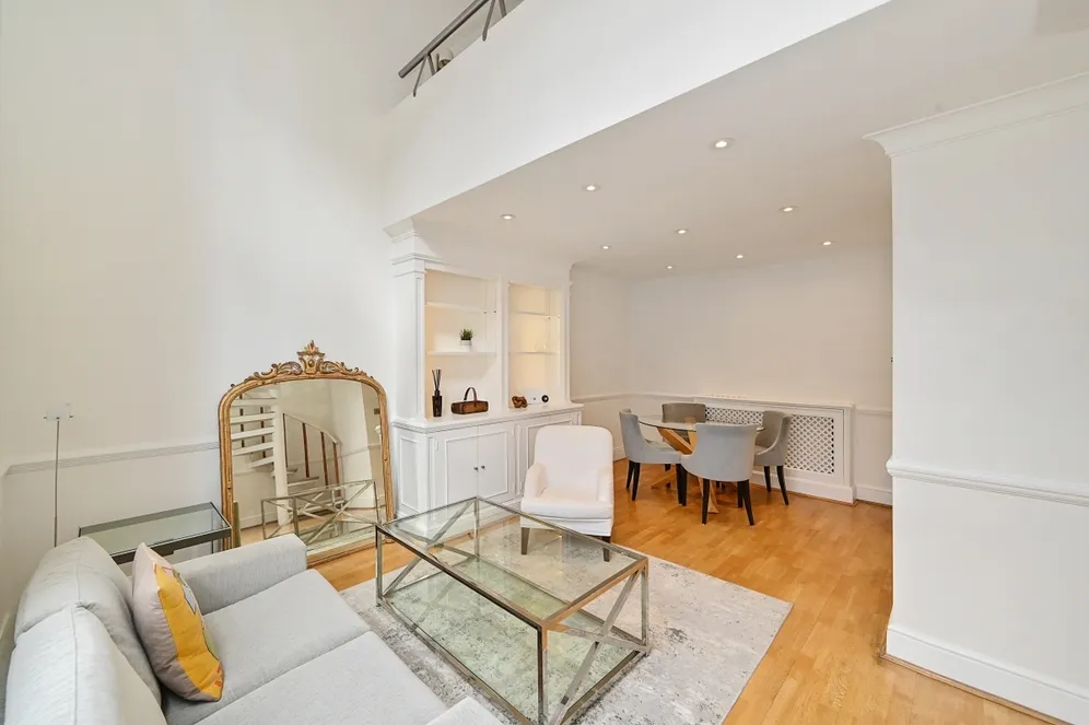 Whittaker Street London SW1W photo 15