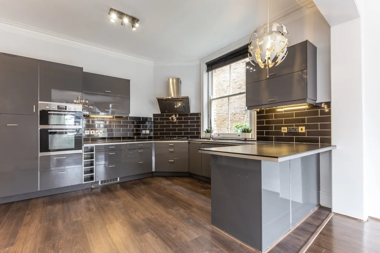 West End Lane London NW6 photo 1