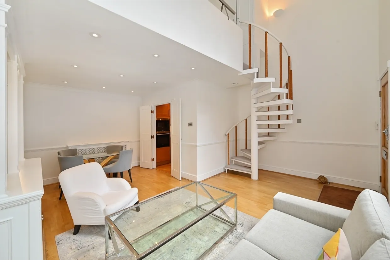 Whittaker Street London SW1W photo 16