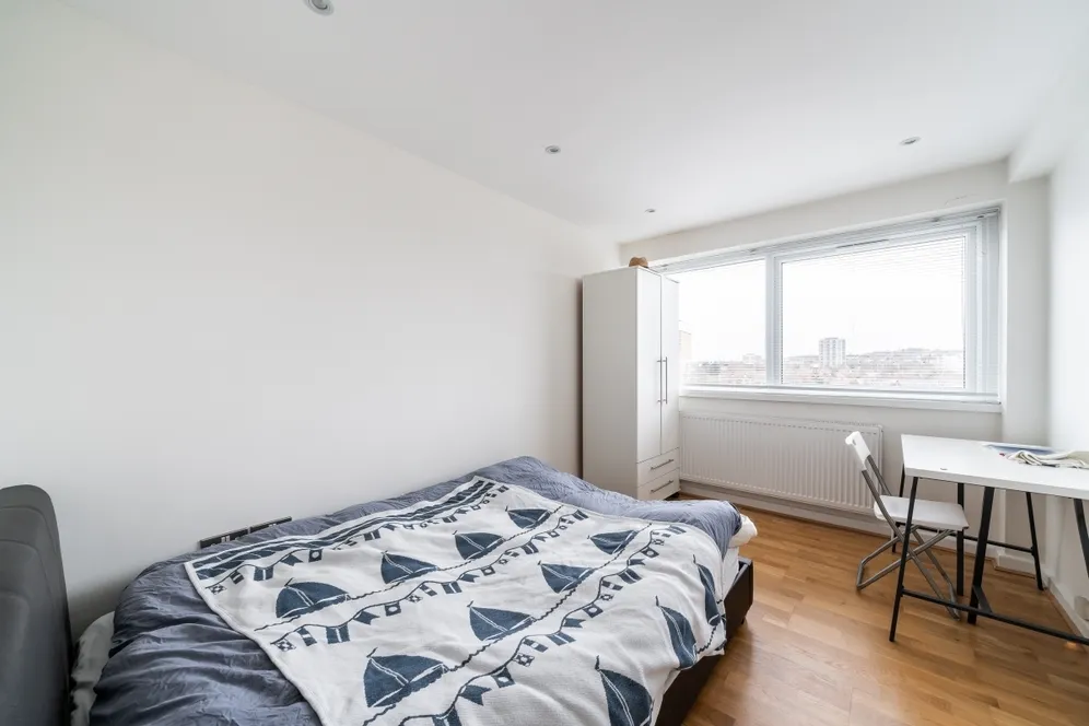 Willesden Lane, NW6 photo 5