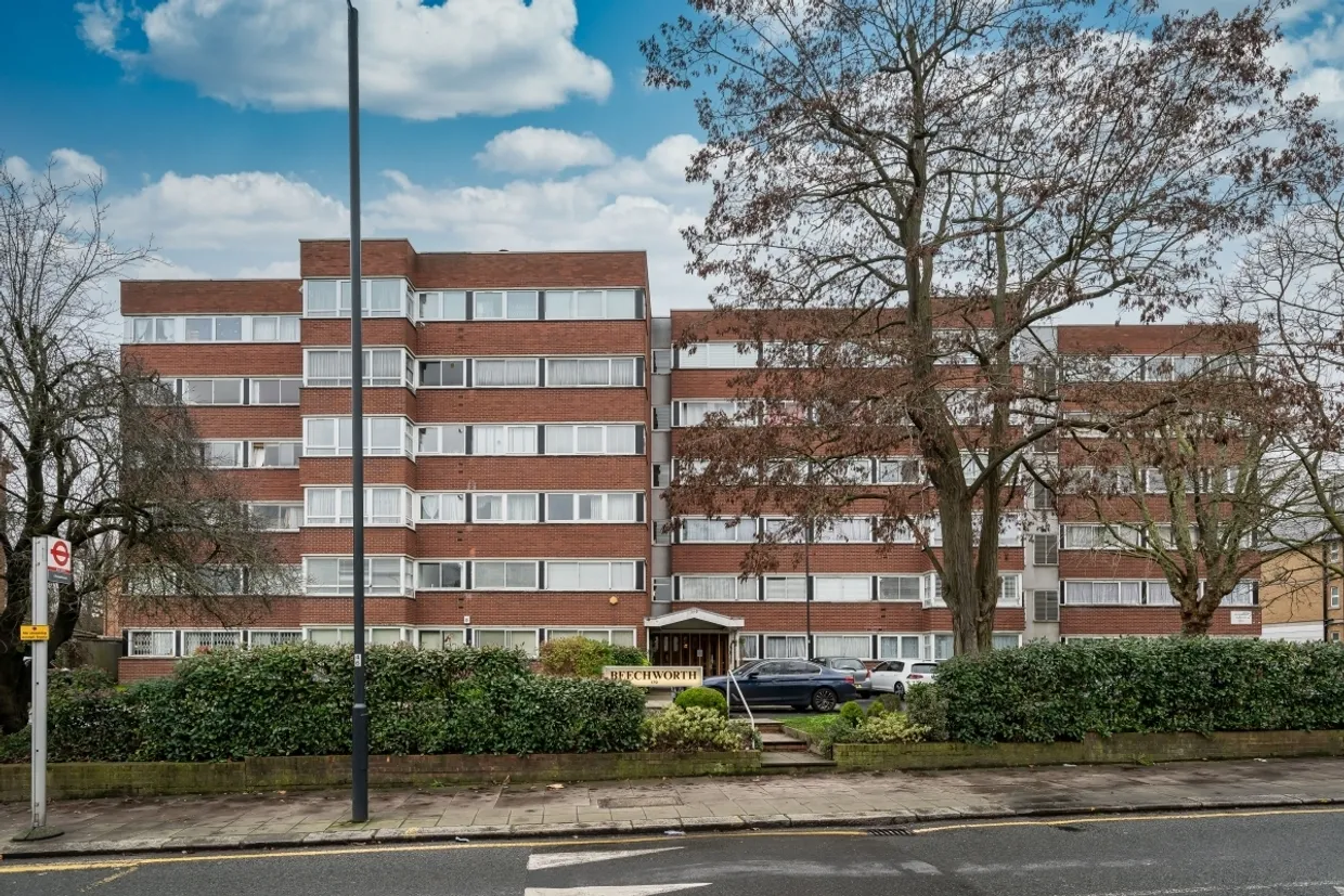 Willesden Lane, NW6 photo 7