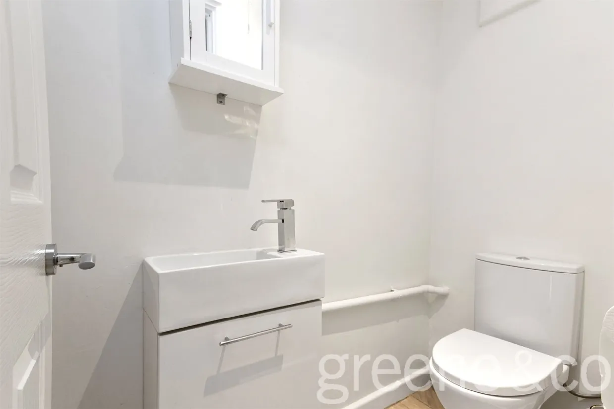 Willesden Lane, NW6 photo 8