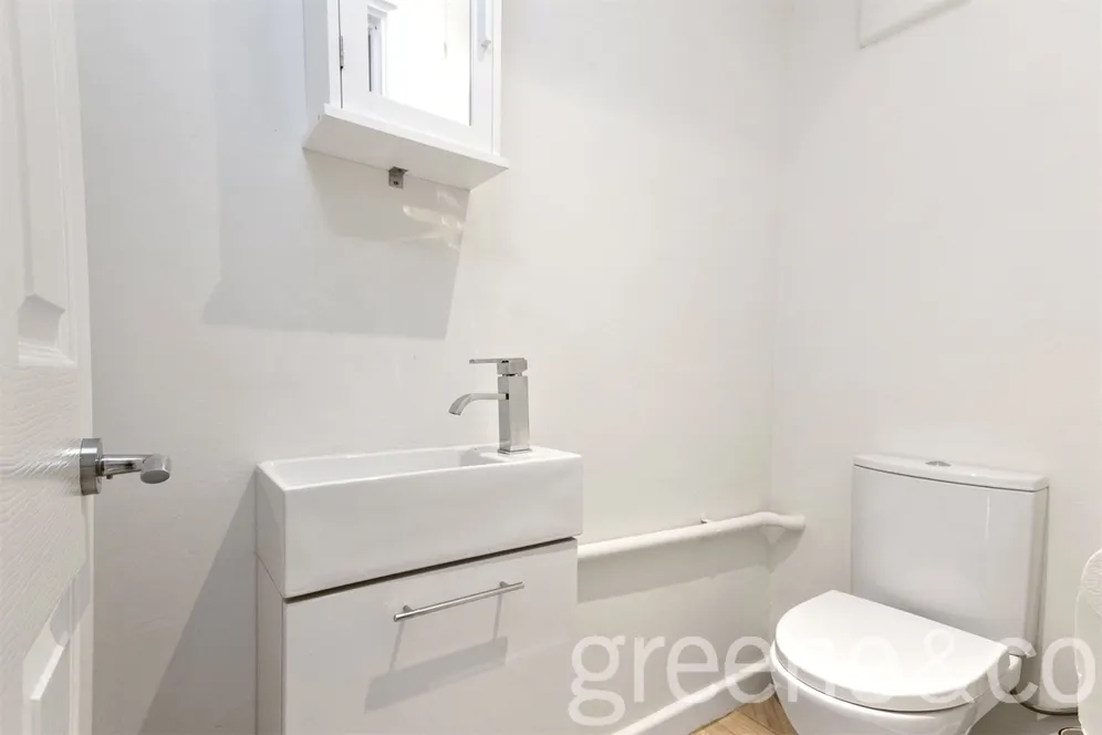 Willesden Lane, NW6 photo 8