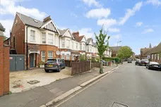 St Andrews Road London NW10 photo 13