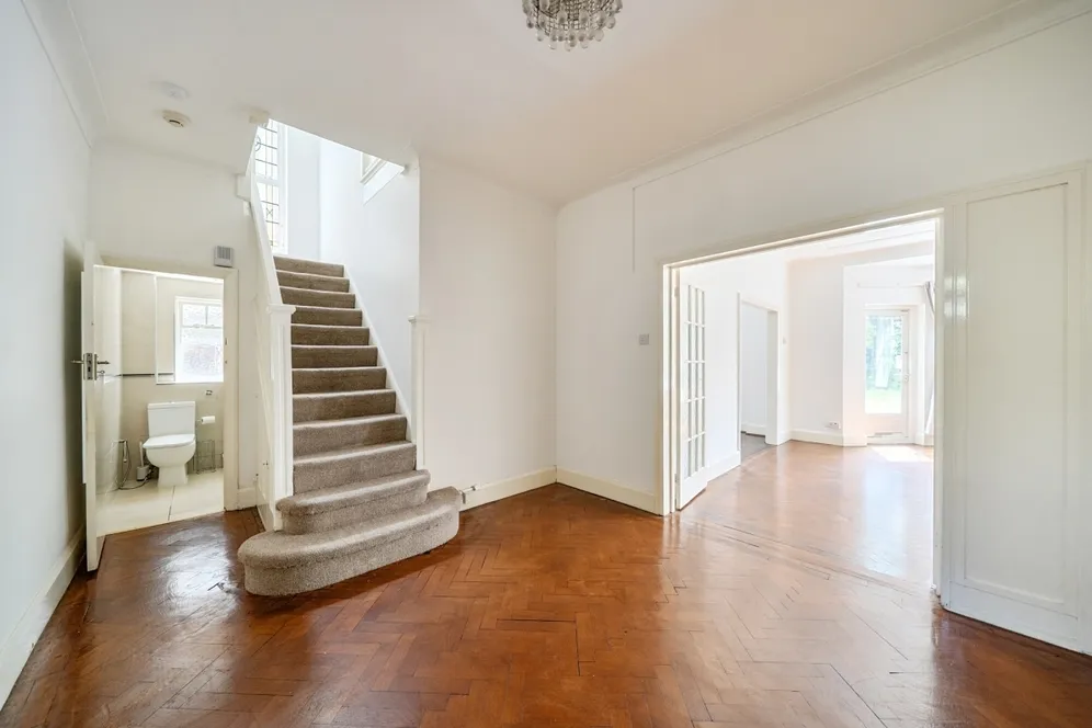 Bancroft Avenue London N2 photo 6