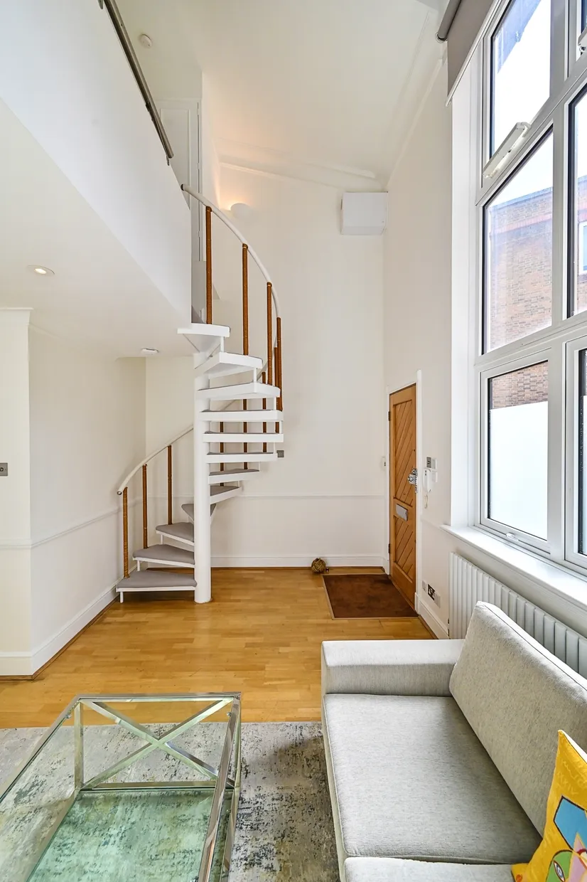 Whittaker Street London SW1W photo 20