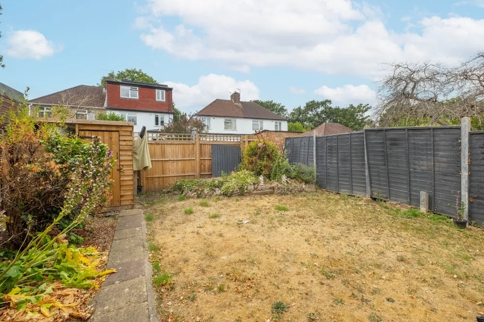 Argyle Avenue Whitton TW3 photo 8