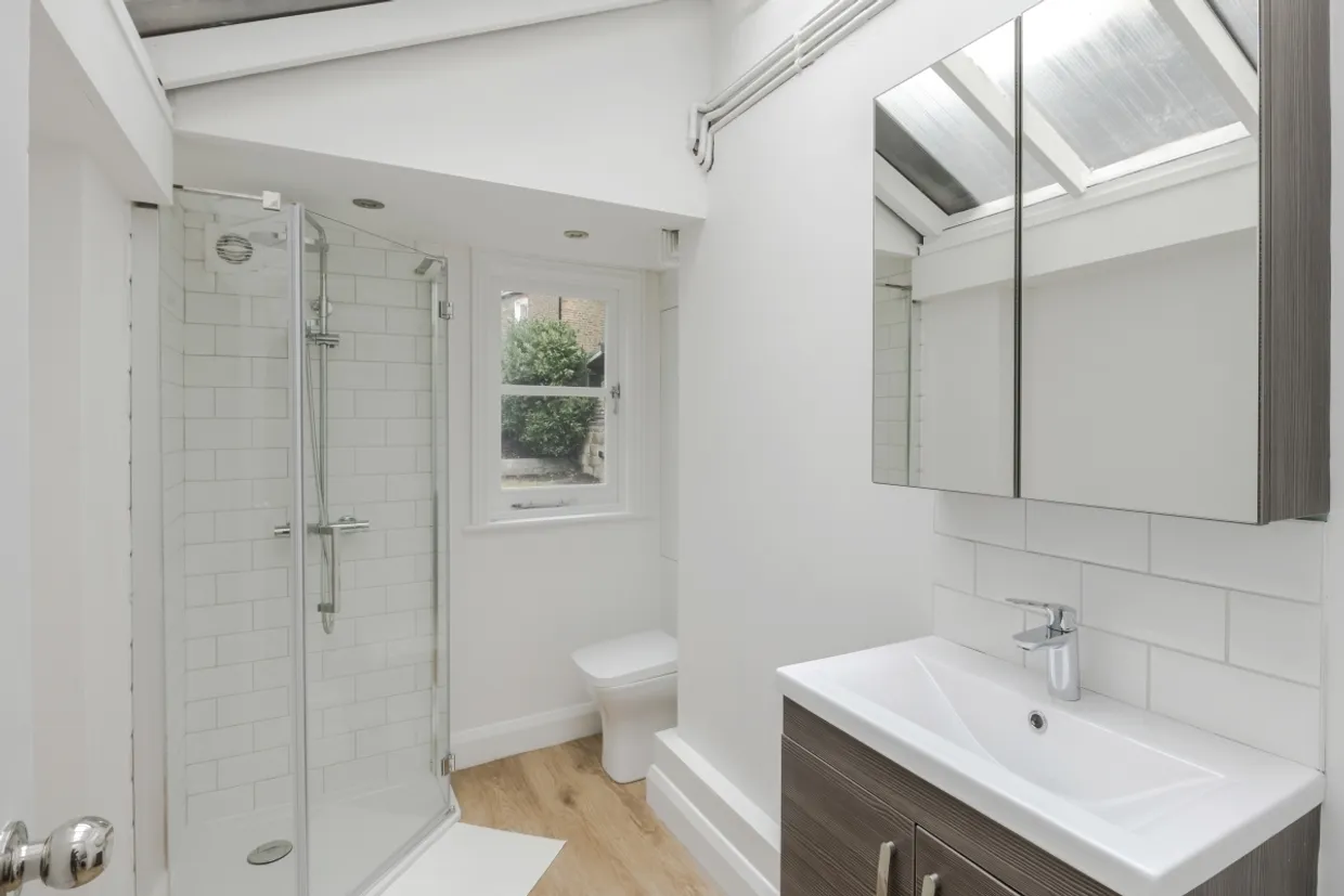 Fitzwilliam Road, SW4 photo 17