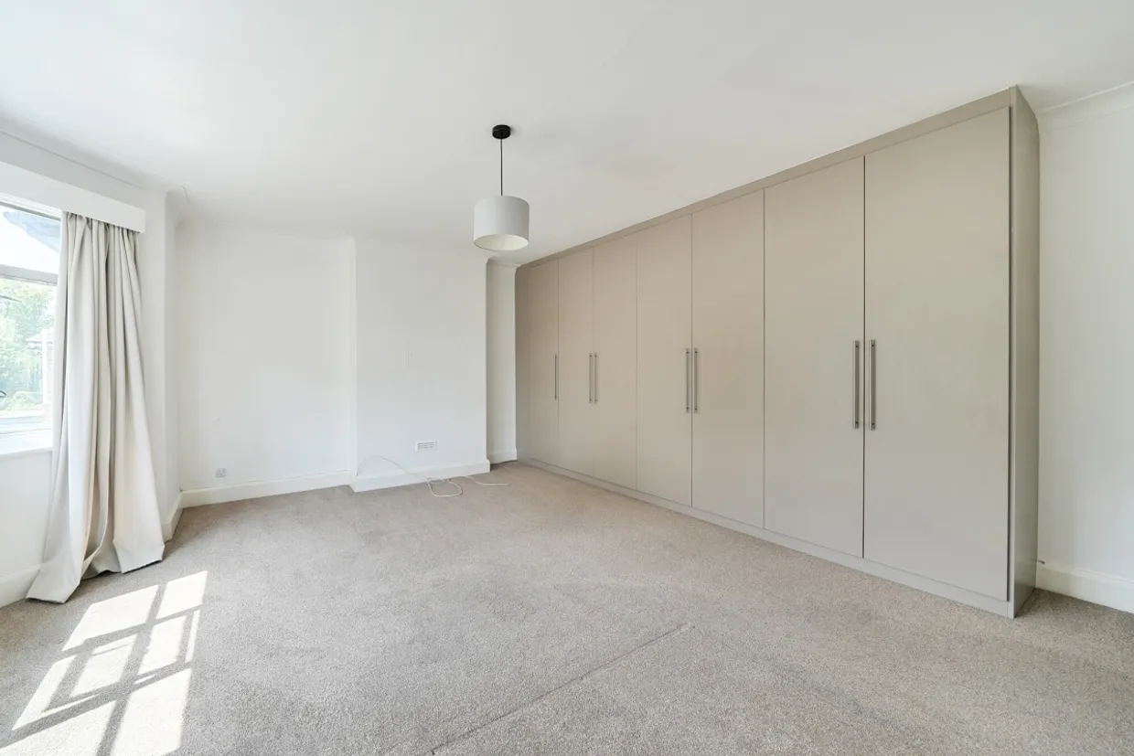 Bancroft Avenue London N2 photo 9