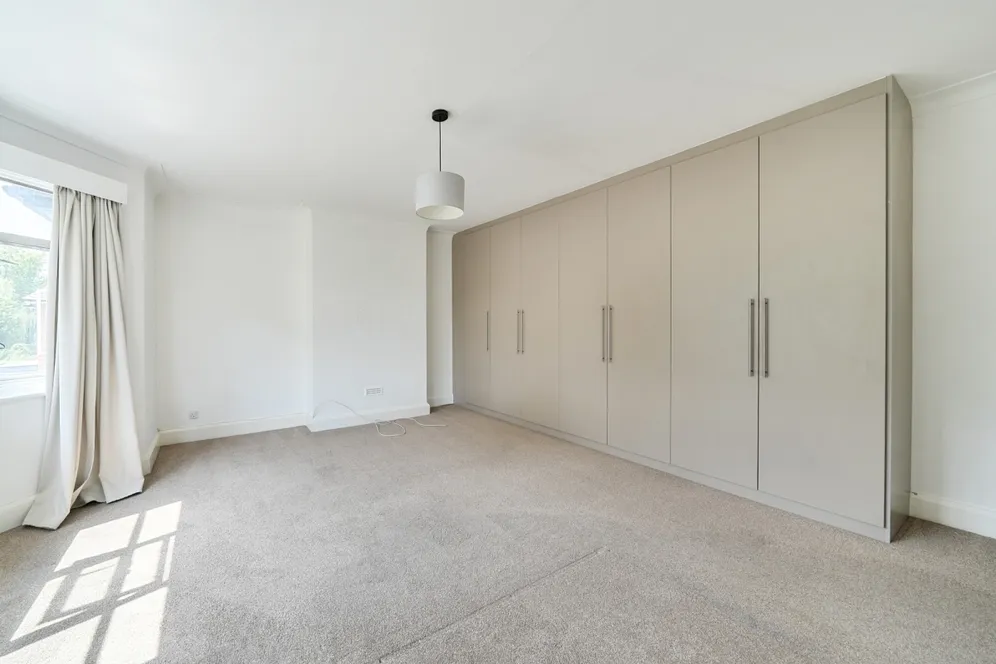 Bancroft Avenue London N2 photo 9