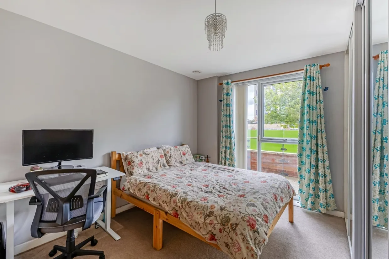 Matthews Close Wembley HA9 photo 7