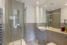 Matthews Close Wembley HA9 photo 8