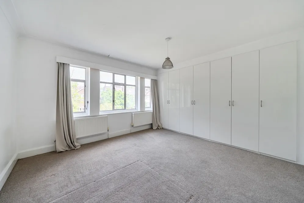 Bancroft Avenue London N2 photo 14