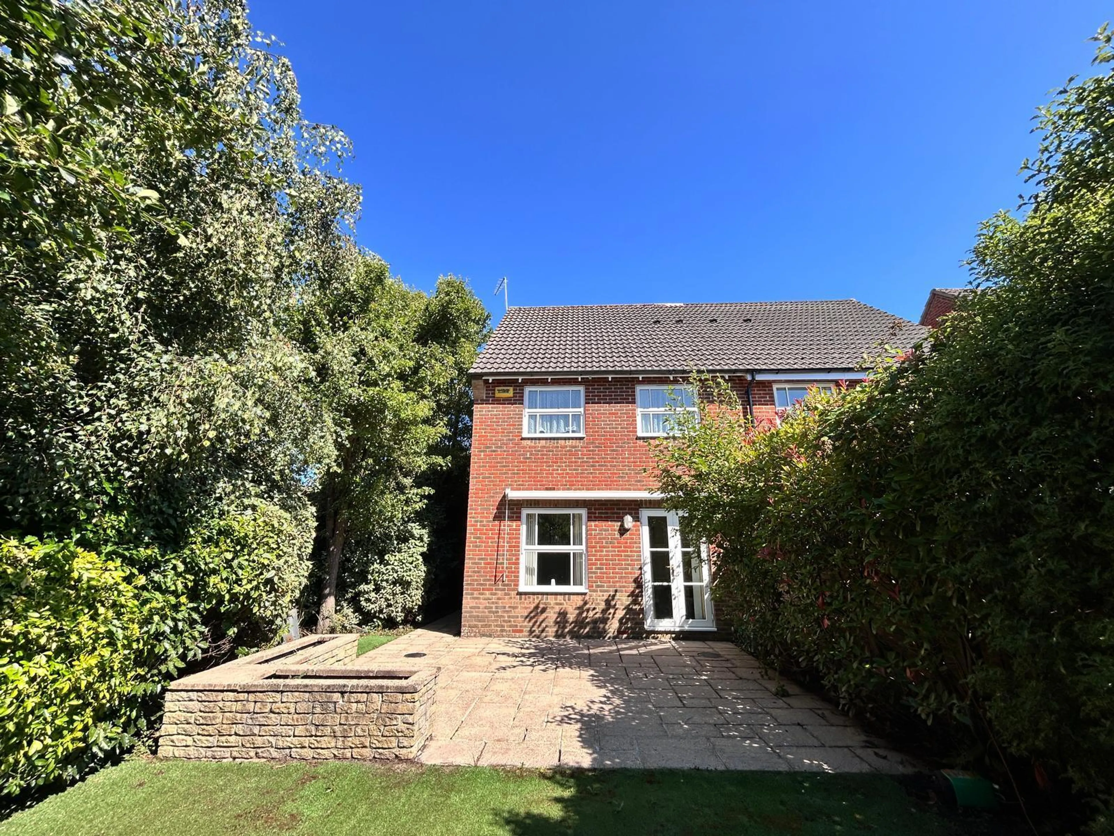 Property photo 0