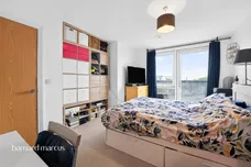 Quayle Crescent, London