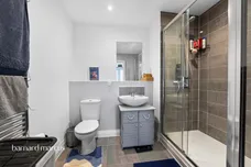 Quayle Crescent, London