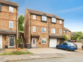Liberty Close, Hertford photo
