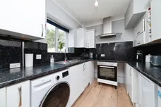 38th Avenue, HULL