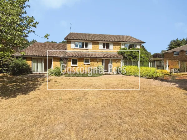 Milner Drive, Cobham