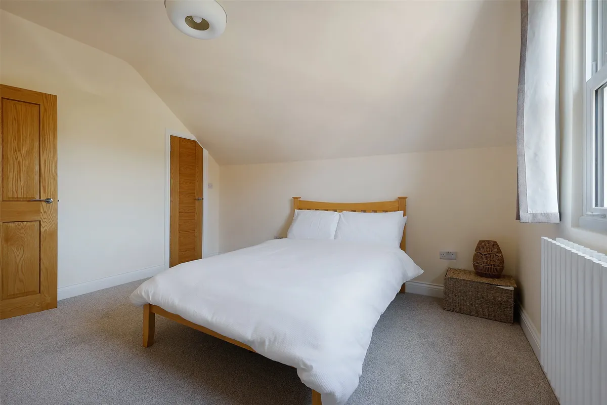 Nutley Lane, Reigate, Surrey, RH2